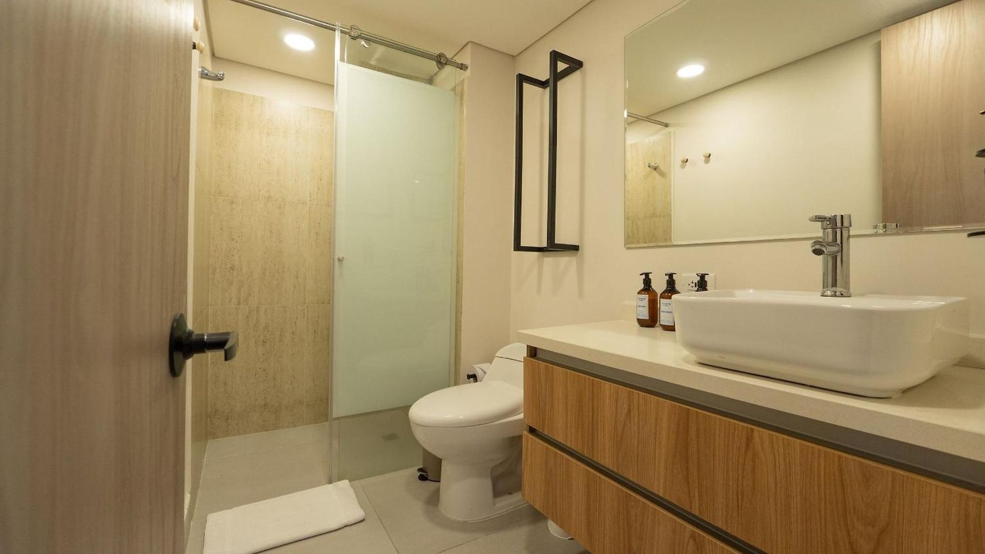 Apartamento Cb1515 | Lujosa Con Vista Al Mar Y Balcón *