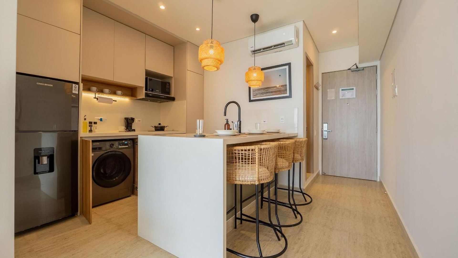 Apartamento Cb1515 | Lujosa Con Vista Al Mar Y Balcón